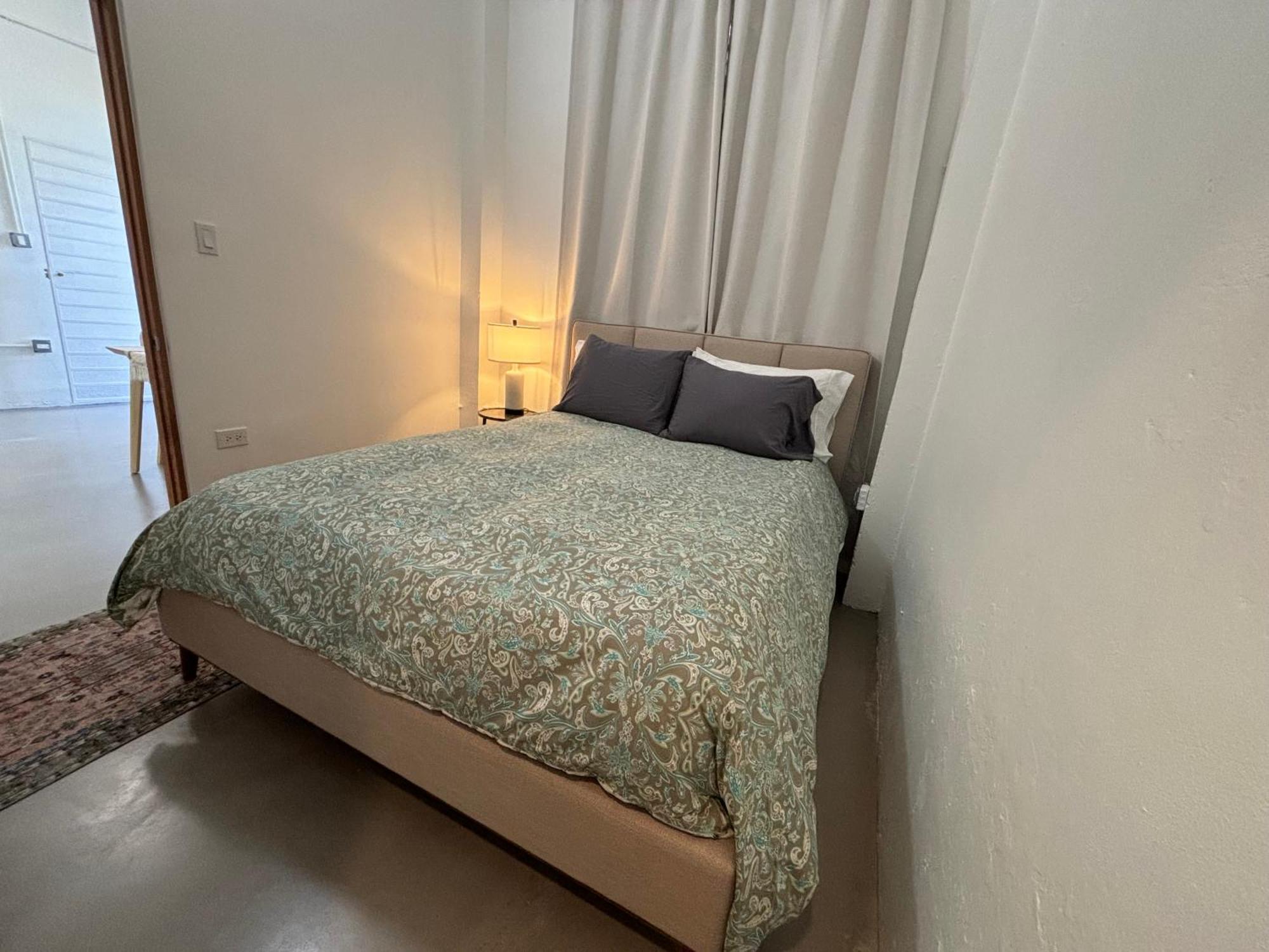 Casita Amarilla By Stay Here Pr سان خوان المظهر الخارجي الصورة